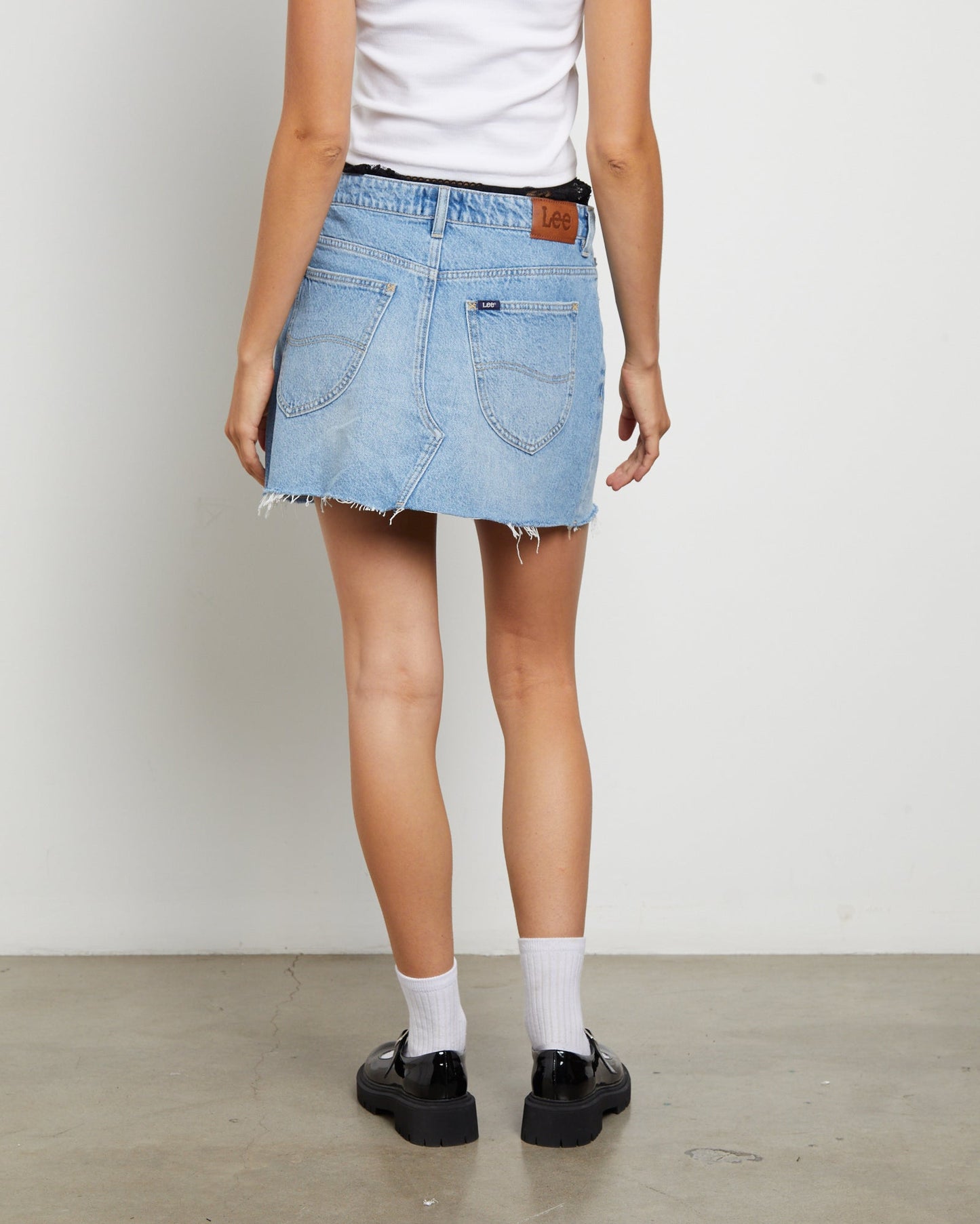 Relaxed Mini Denim Skirt in Soho Fade