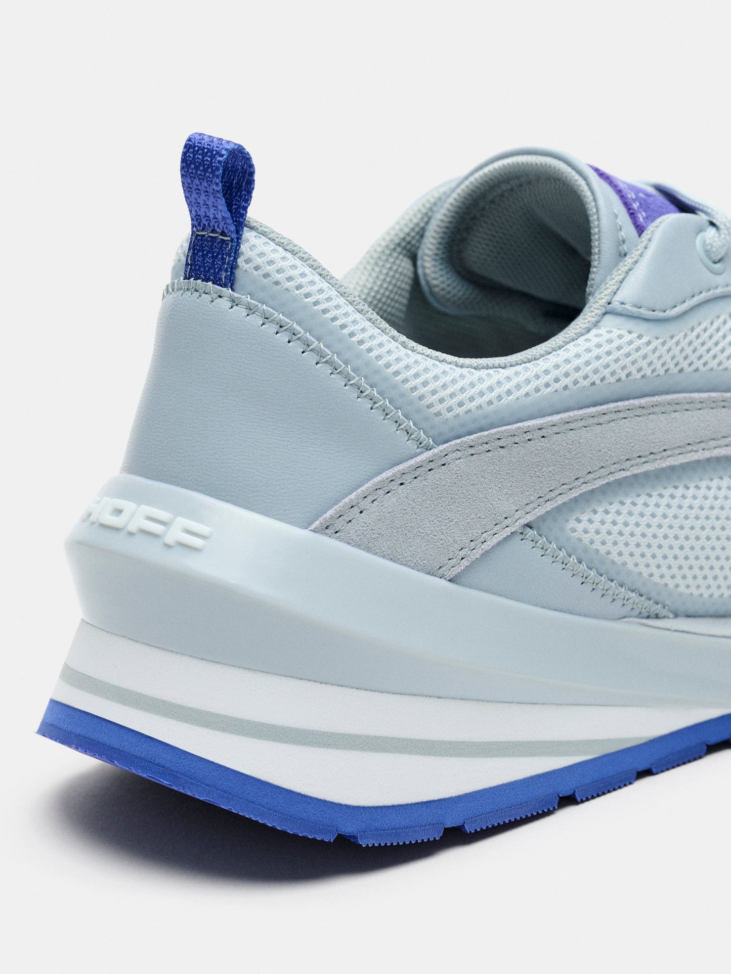 Seven Runner Light Blue